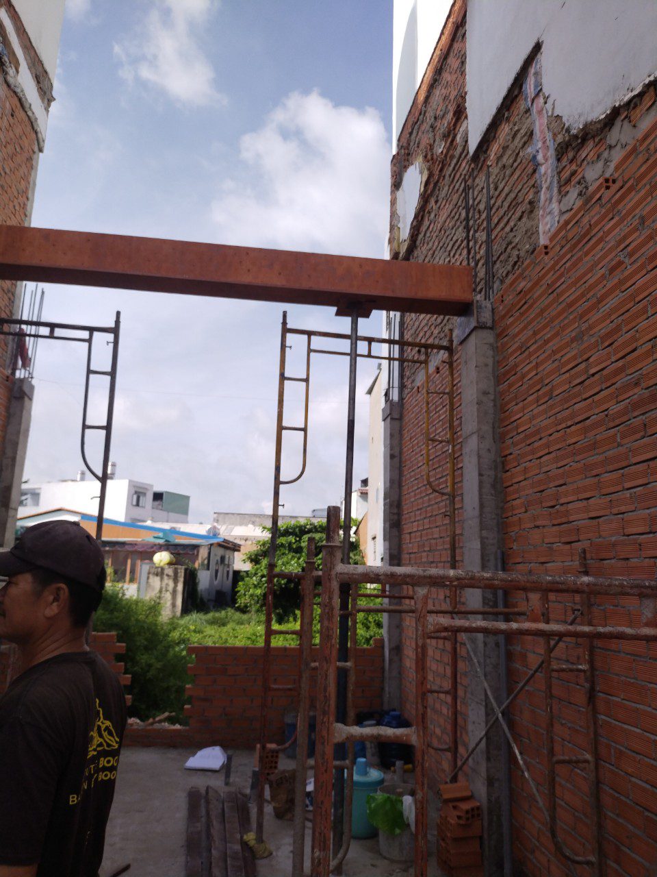 Thi công phần thân nhà (khung – cột – dầm – tường – coppha)